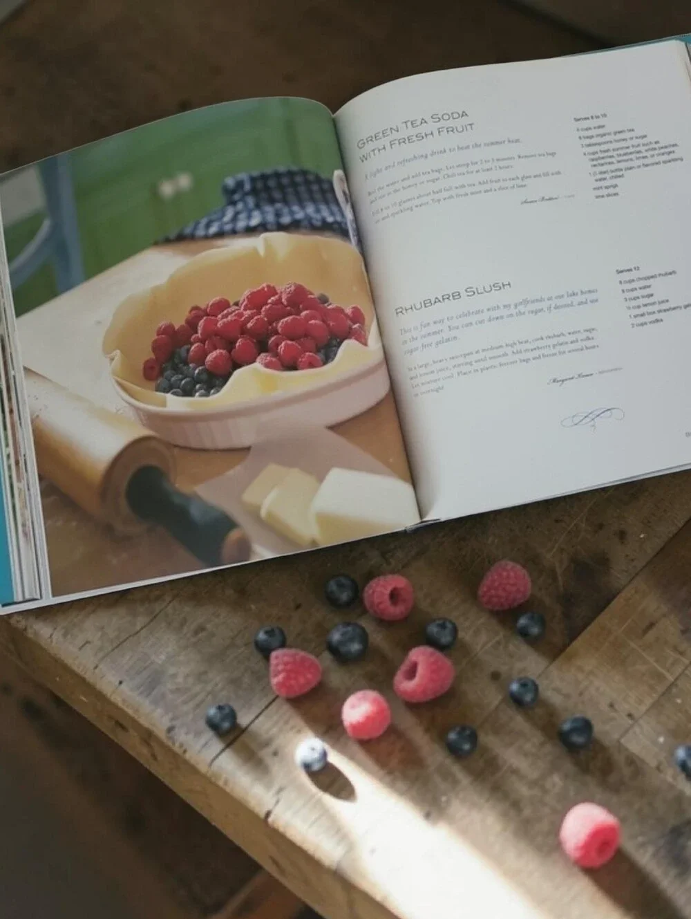 Vera Bradley Cooking With Friends Cookbook 2006
